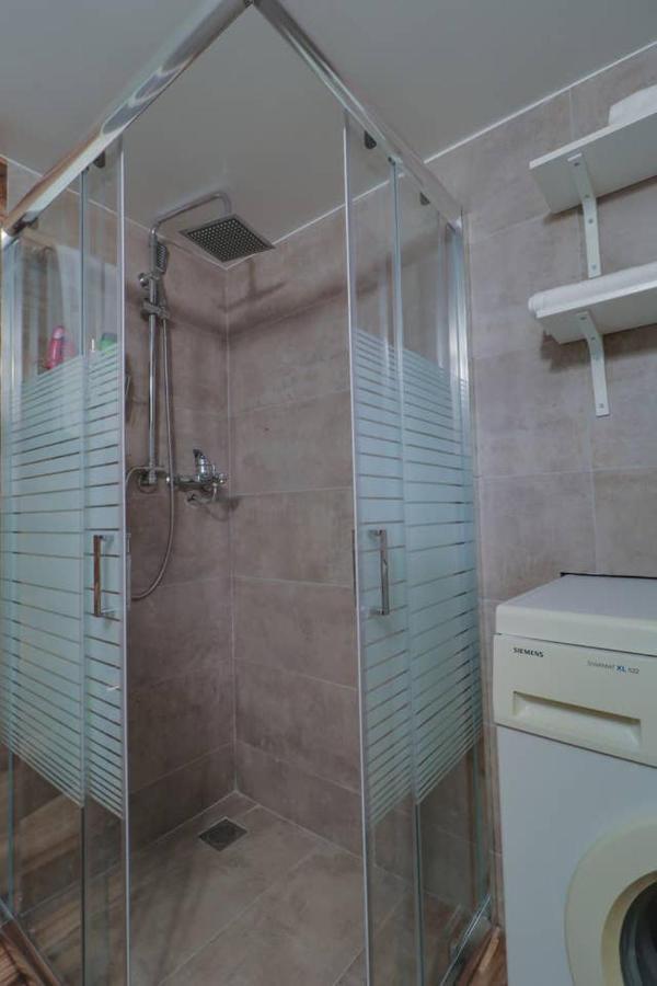 Victoria 5star / 5BR BigApt / Sauna / 2min to metro Atenas Exterior foto